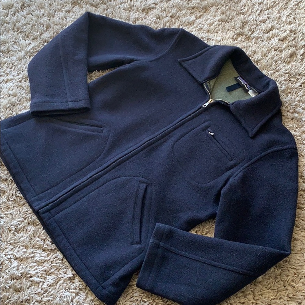 PATAGONIA Women’s 100% Wool Navy Jacket - Picture 4 of 16